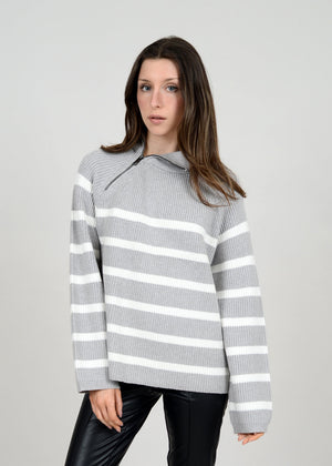 Women's pull-over sweater