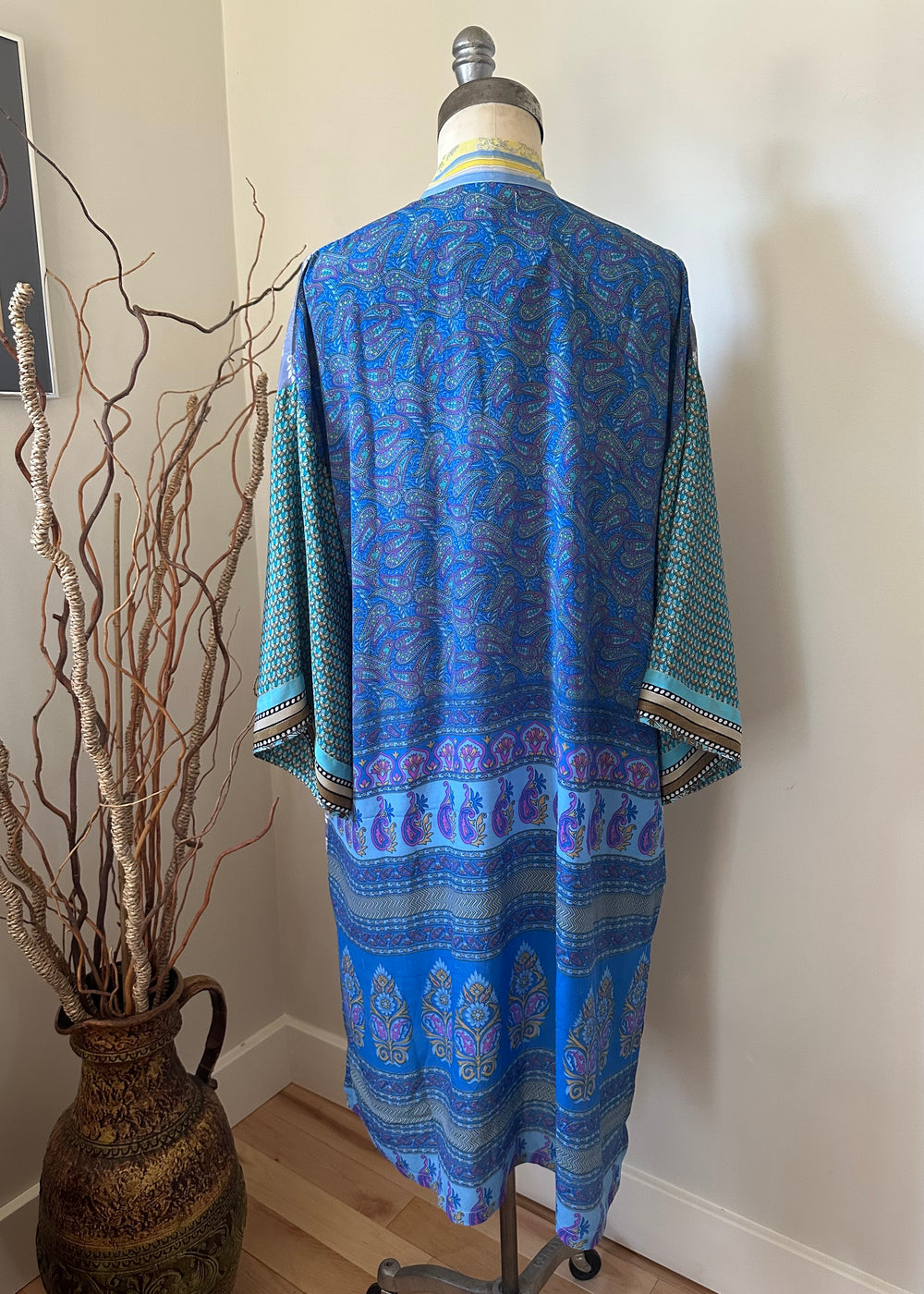 Swan Song Elevated Kimono