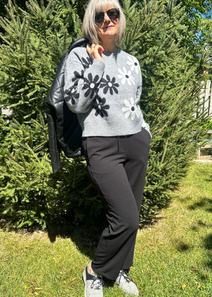 Women's joggers in black