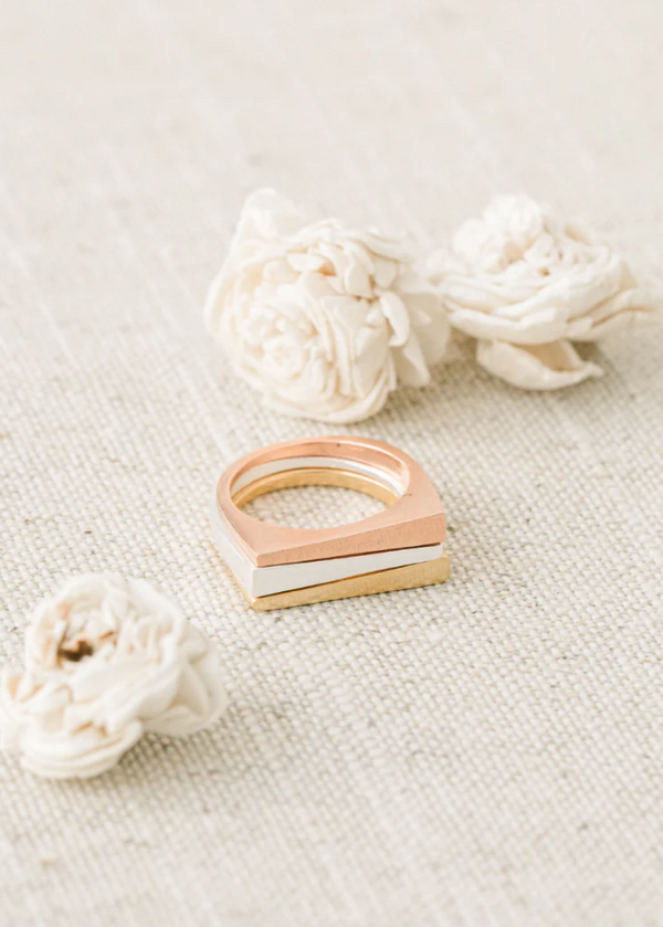 The Alice Ring