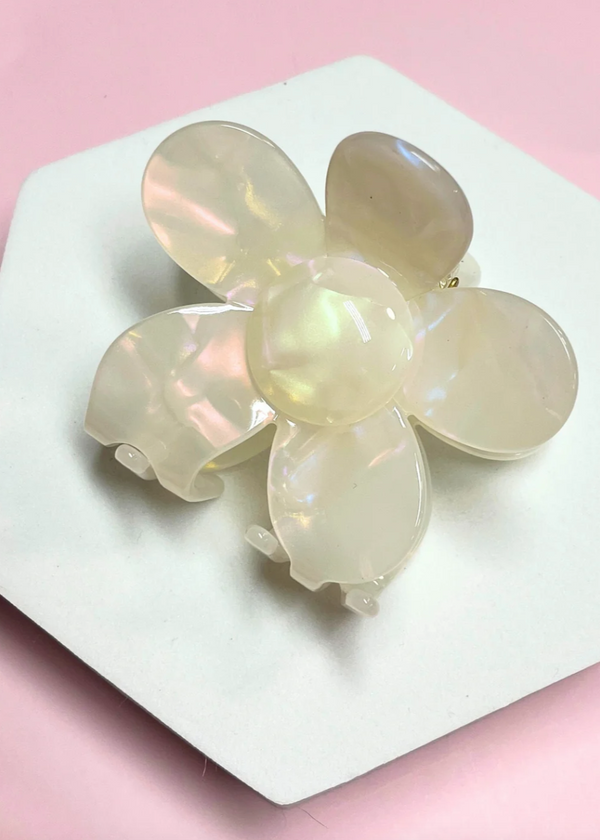 Hana Cellulose Acetate Hair Claw Clips