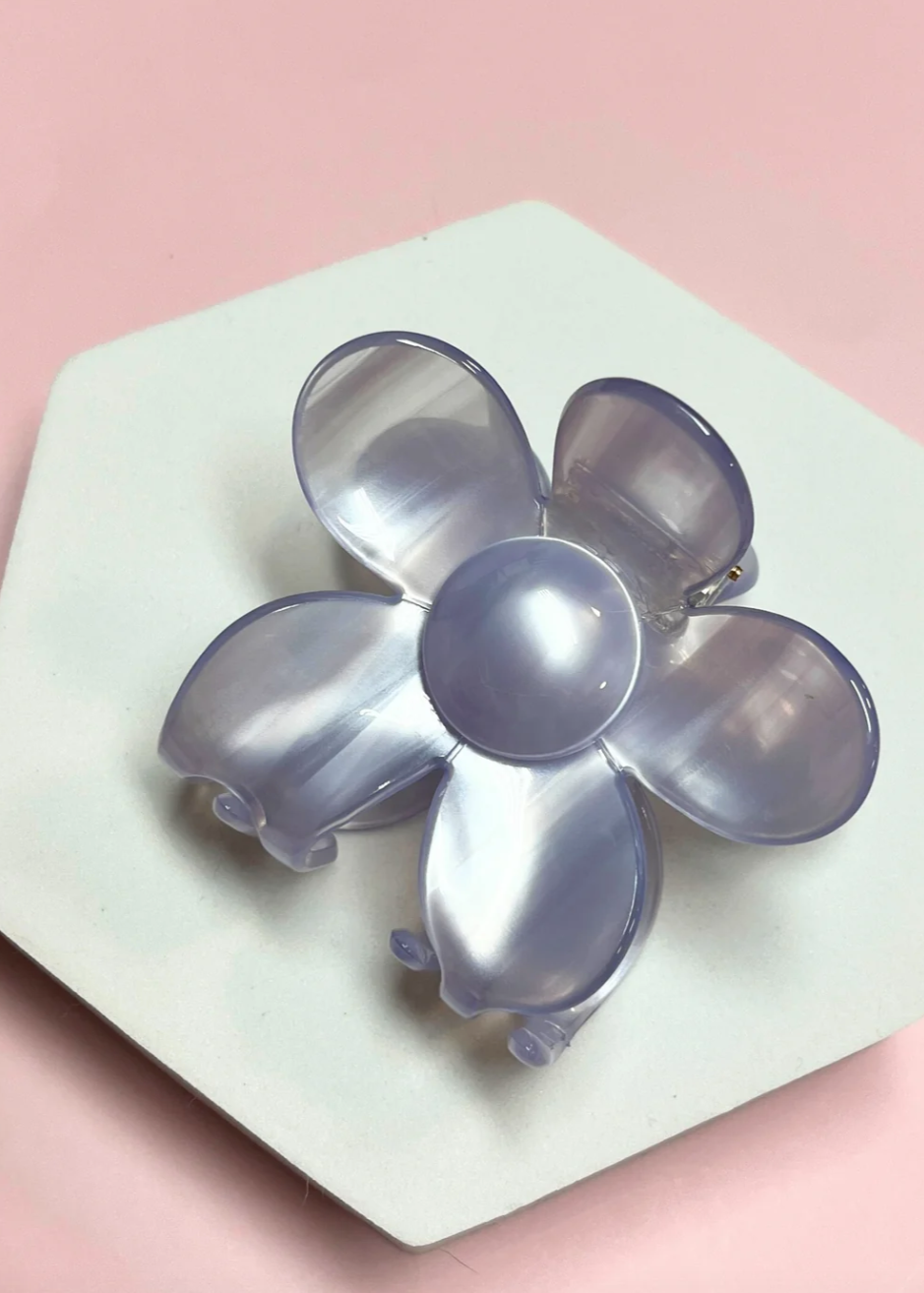 Hana Cellulose Acetate Hair Claw Clips