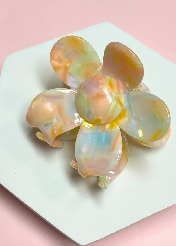 Hana Cellulose Acetate Hair Claw Clips