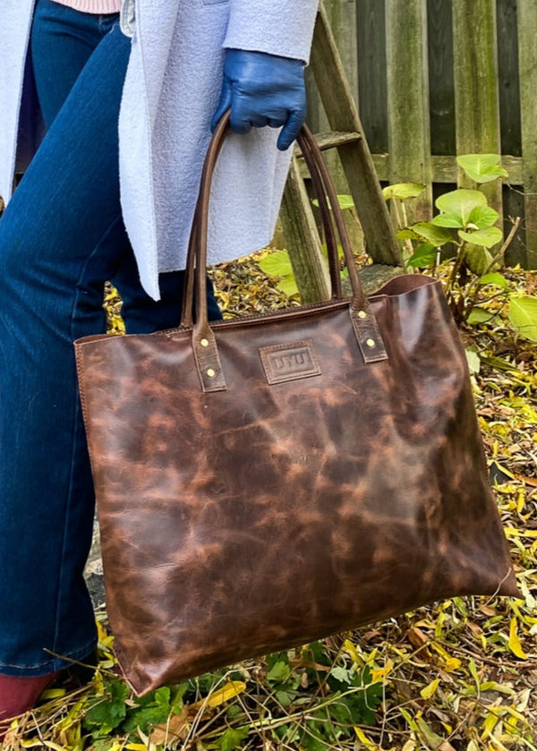 The Weekender Tote