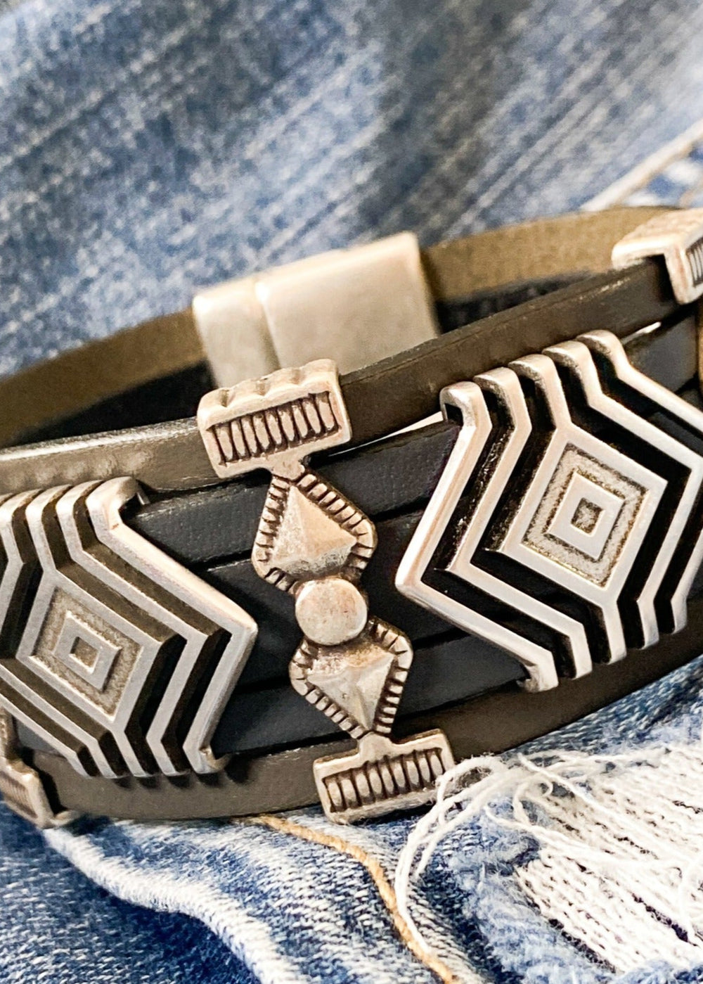 The Liv Bracelet
