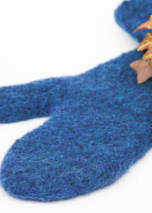 Blue - felt mittens