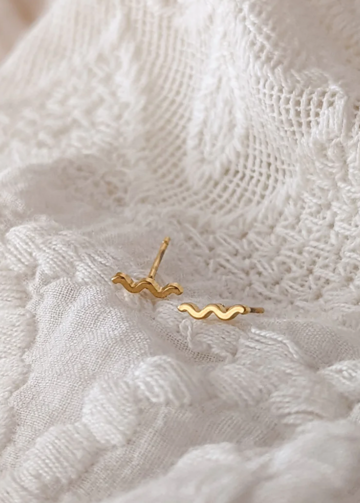 Beach Waves Gold Stud Earrings