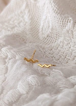 Beach Waves Gold Stud Earrings