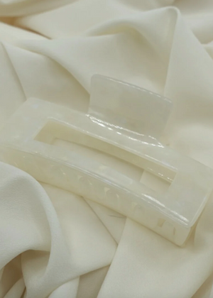 Aven Cellulose Acetate Hair Claw Clips