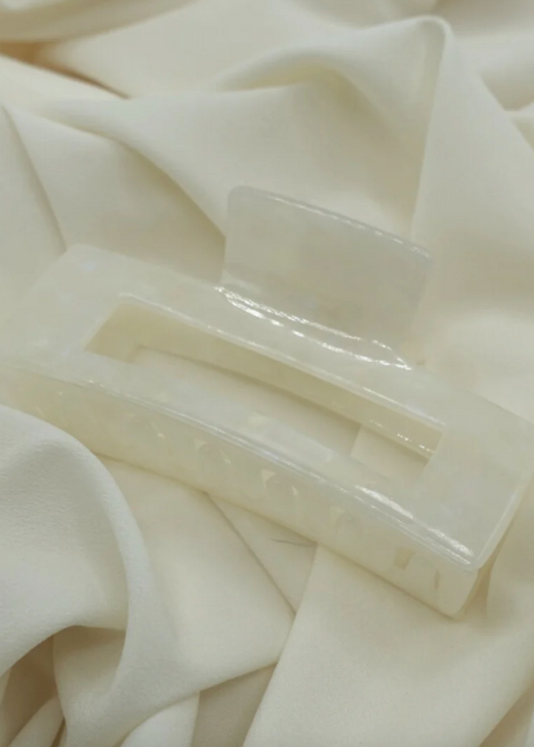 Aven Cellulose Acetate Hair Claw Clips